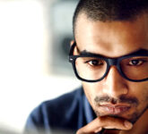 XRP Atau World Liberty Financial Pilihan Investasi $1,000 Sekarang, Mengungkap Kekuatan dan Risiko Di Balik Dua Crypto Besar