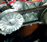 Yamaha NMAX Turbo 2026 Mengubah Aturan Main, YECVT Baca Jalan Tiap 0,1 Detik