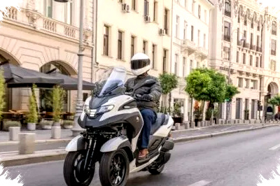 Yamaha Tricity 300 2026 Bawa Airbag Pertama di Dunia untuk Skuter Komuter, Revolusi Keselamatan Berkendara Roda Tiga Yamaha Tricity 300 2026 Bawa Airbag Pertama di Dunia untuk Skuter Komuter, Revolusi Keselamatan Berkendara Roda Tiga