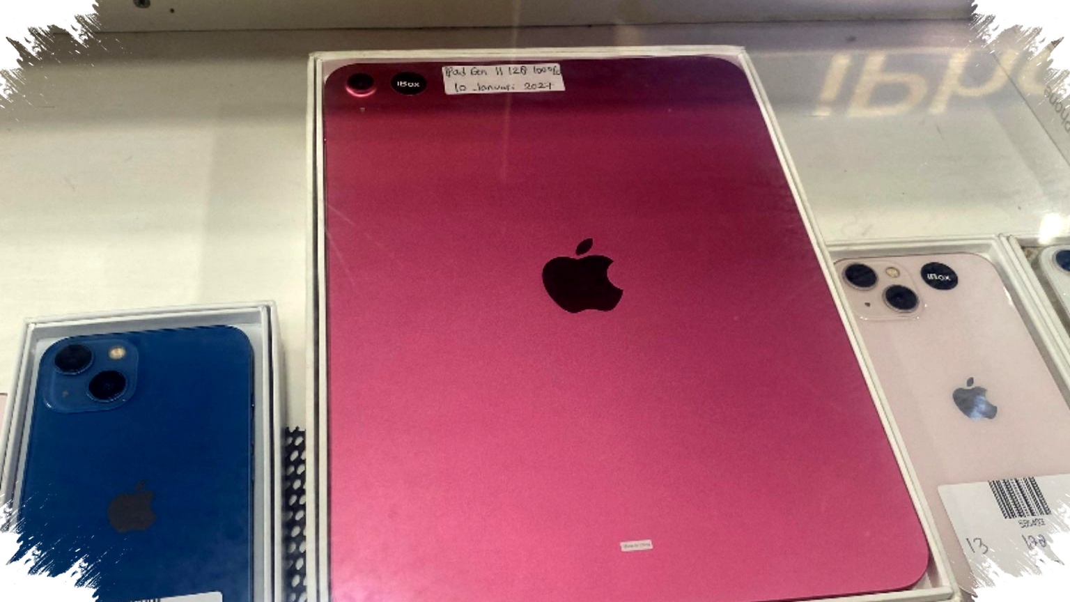 iPad Pink Second Diserbu Pembeli Perempuan, Harga Rp6 Juta Jadi Godaan Berat iPad Pink Second Diserbu Pembeli Perempuan, Harga Rp6 Juta Jadi Godaan Berat