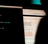 iPhone Bisa Diretas Saat Buka Website, Ratusan Juta Pengguna Masih Rentan