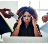 3 Kalimat yang Sering Diucapkan Perempuan Tak Bahagia, Terdengar Biasa tapi Isinya Teriakan Tolong