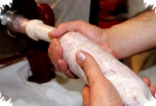 5 Gilingan Daging Listrik Terbaik, Rumah Tangga Sampai Usaha Bakso Lebih Cepat dan Higienis