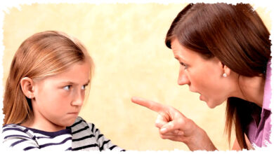 5 Tanda Strict Parents, Anak Bisa Tumbuh Minder dan Takut Berpendapat 5 Tanda Strict Parents, Anak Bisa Tumbuh Minder dan Takut Berpendapat