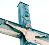 60 Ucapan Jumat Agung 2026 Dalam Bahasa Inggris, Kata-Kata Paling Menyentuh Untuk Momen Paskah 60 Ucapan Jumat Agung 2026 Dalam Bahasa Inggris, Kata-Kata Paling Menyentuh Untuk Momen Paskah