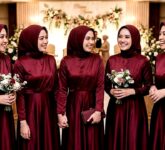 7 Dress Satin Hijab Ini Bukan Sekadar Seragam, A-Line Sampai High Neck Paling Aman dan Elegan