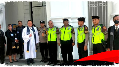 7.161 Personel Gabungan Jaga 996 Titik Ibadah Jumat Agung di Jateng, Ribuan Jemaat Diawasi Aman