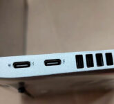 8 Fungsi USB-C Laptop Selain Ngecas, Banyak Yang Masih Tak Disadari