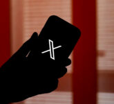 Akun X Di Bawah 16 Tahun Bakal Dihapus Mulai 2026, Aturan Baru Pemerintah Mulai Berlaku