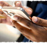 Apple Rilis iOS 18.7.7 yang Tak Biasa, Tameng Penting untuk iPhone Lama dari DarkSword