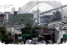 Australians Batalkan Mudik Paskah, Krisis Bahan Bakar Menekan Rencana Liburan