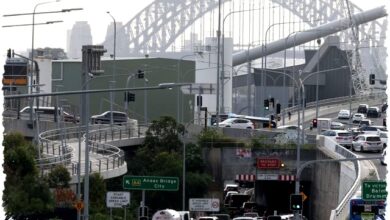 Australians Batalkan Mudik Paskah, Krisis Bahan Bakar Menekan Rencana Liburan Australians Batalkan Mudik Paskah, Krisis Bahan Bakar Menekan Rencana Liburan