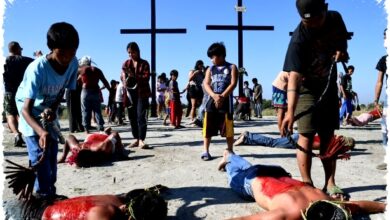 Di Tengah Harga BBM Melambung, Ribuan Filipina Tetap Mengejar Adegan Penyaliban