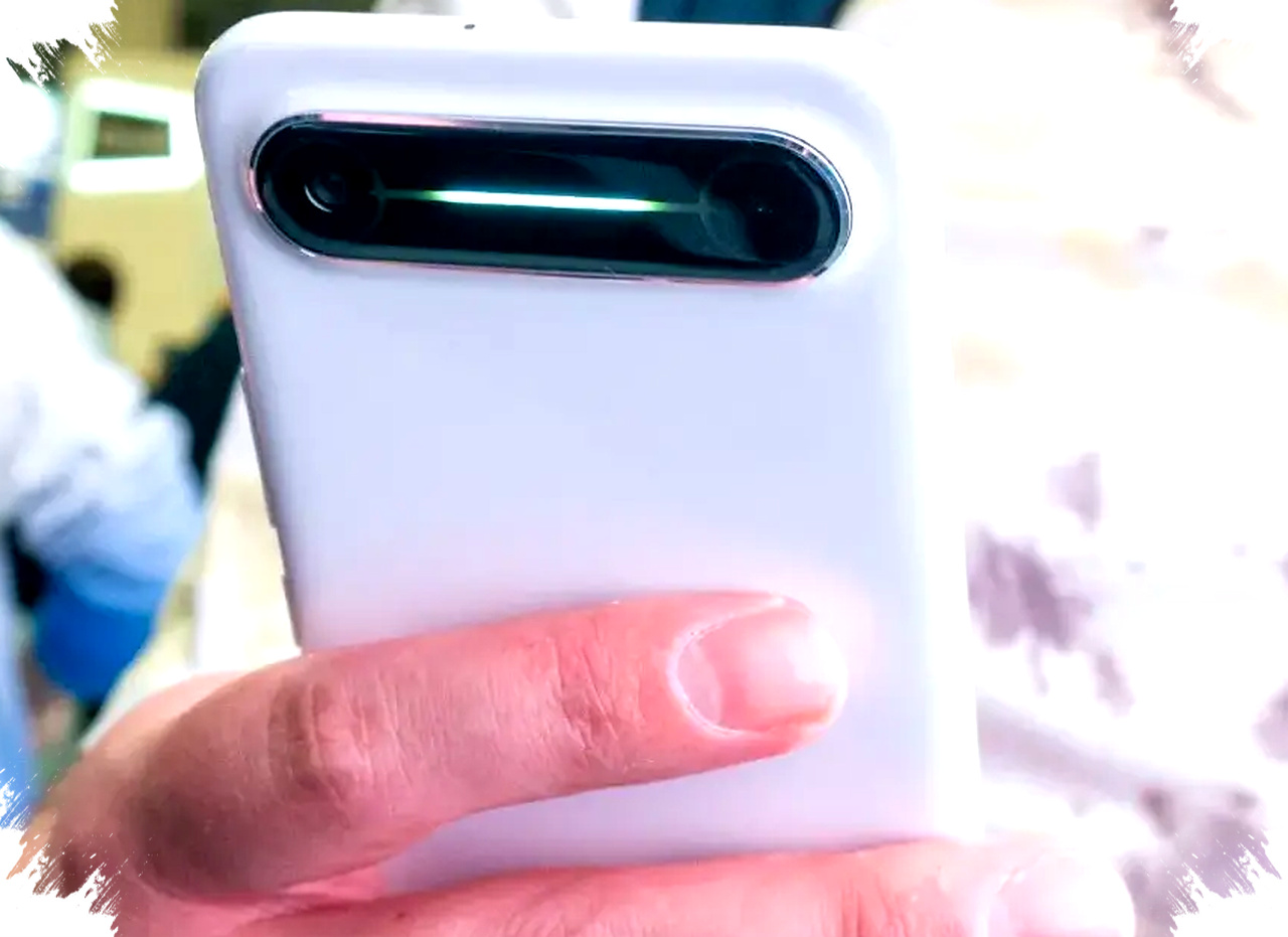 EllaClaw Beta Bukan Cuma Ringan, Tecno Menyerbu Pasar Berkembang Dengan AI Lokal