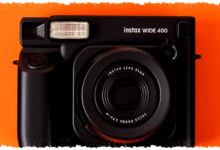 FUJIFILM instax WIDE 400 Jet Black Hadir, Saat Kamera Instan Jadi Lebih Mewah