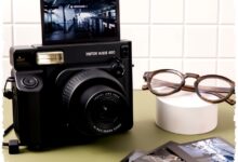 Fujifilm Bawa Instax WIDE 400 JET BLACK, Gen Z Makin Mencari Foto Yang Nyata