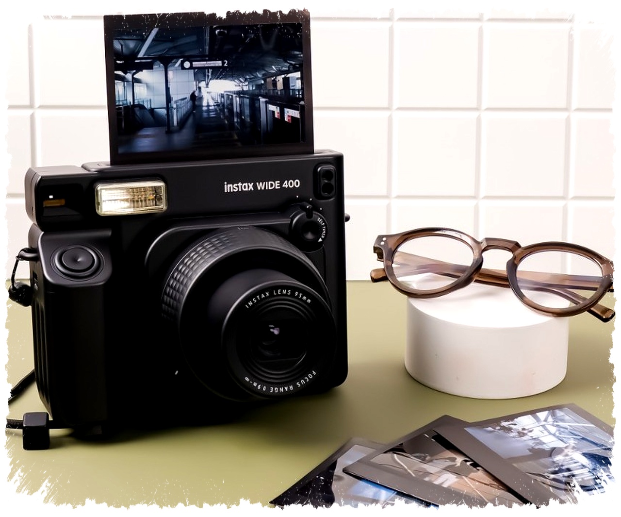 Fujifilm Bawa Instax WIDE 400 JET BLACK, Gen Z Makin Mencari Foto Yang Nyata
