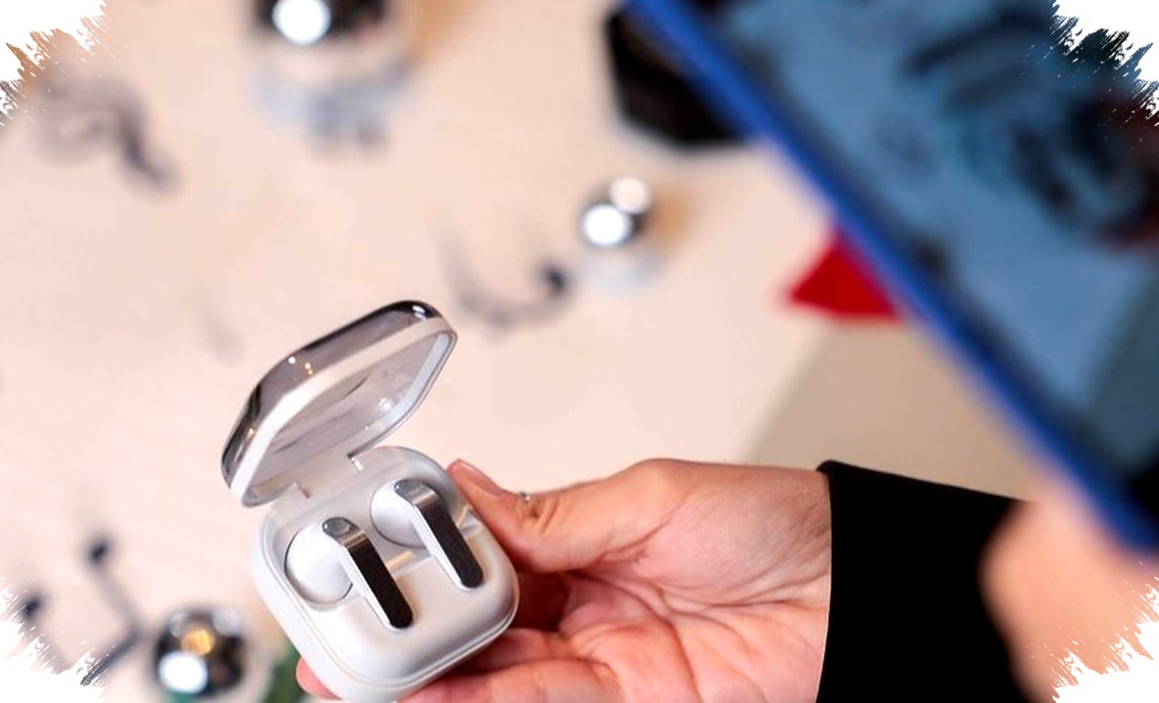 Galaxy Buds4 Bukan Sekadar TWS, Kini Bisa Pahami Perintah Suara Tanpa Bixby Galaxy Buds4 Bukan Sekadar TWS, Kini Bisa Pahami Perintah Suara Tanpa Bixby