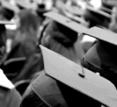 Gelar Tak Lagi Sakti?, Angka Pengangguran Sarjana dan Non-Sarjana Kini Nyaris Imbang Gelar Tak Lagi Sakti?, Angka Pengangguran Sarjana dan Non-Sarjana Kini Nyaris Imbang