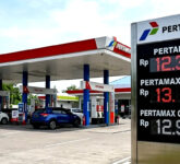 Harga Pertamax 1 April Tak Naik, Cek Daftar Harga Sebelum Isi BBM!