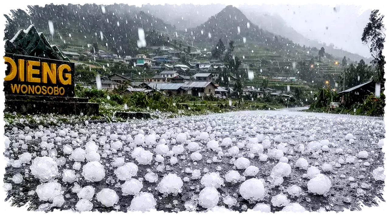 Hujan Es Menyambar Dieng, BMKG Ungkap Proses Alamiah di Balik Fenomena Langka Itu