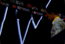 IHSG Terseret Jelang Libur Panjang, Sektor Bahan Baku Terpuruk Paling Dalam