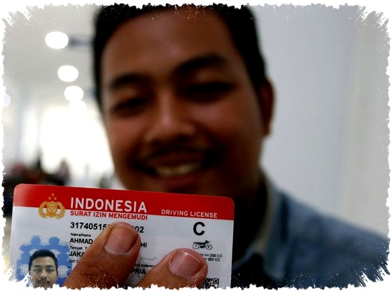 Jangan Salah Upload Foto, Perpanjang SIM Online Bisa Langsung Ditolak! Jangan Salah Upload Foto, Perpanjang SIM Online Bisa Langsung Ditolak!