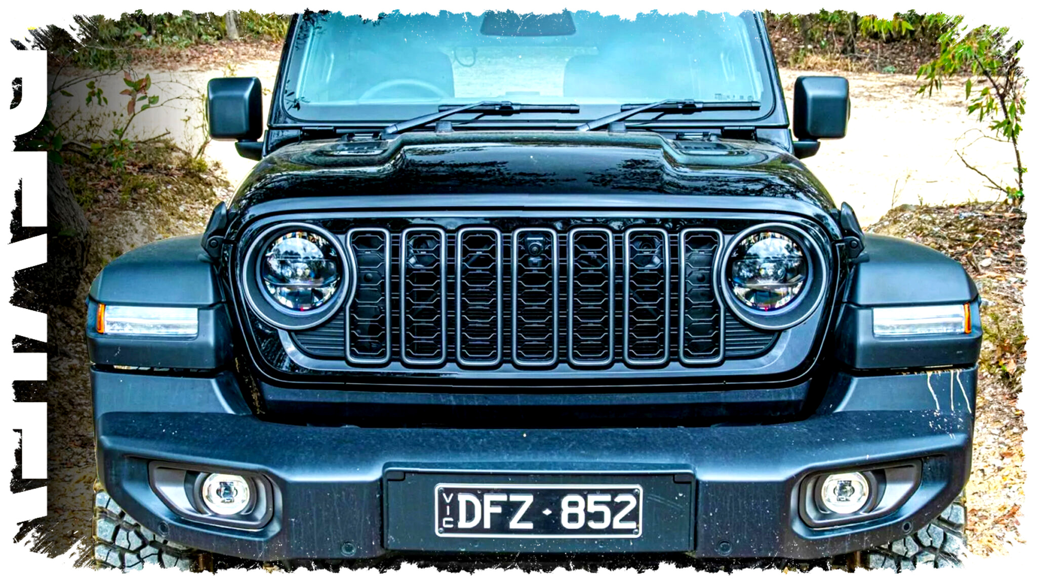 Jeep Menolak Tren SUV Modern, 2026 Wrangler Rubicon Tetap Rakit Sendiri di Jalan Lumpur