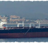 Kapal Pertama Tembus Selat Hormuz Usai Gencatan Senjata, Pertanda Jalur Minyak Mulai Bergerak Lagi