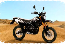 Kawasaki KLX 150 SE 2026 Resmi Meluncur, Sok Emas Bikin Tipe Tertinggi Ini Makin Pantas Rp39,8 Juta? Kawasaki KLX 150 SE 2026 Resmi Meluncur, Sok Emas Bikin Tipe Tertinggi Ini Makin Pantas Rp39,8 Juta?