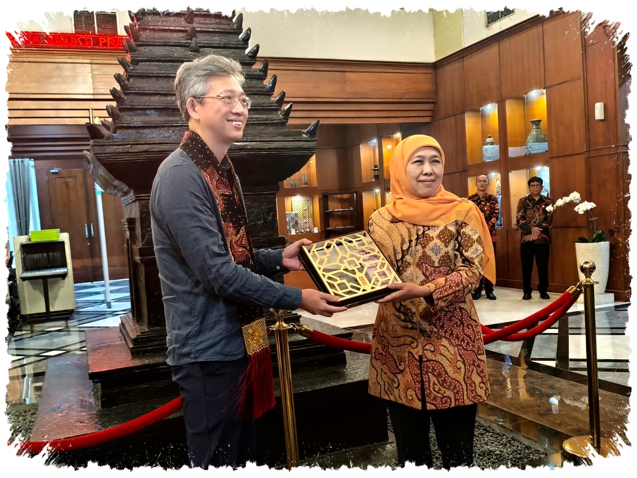 Khofifah Sambut Dubes Tiongkok, Menuju Groundbreaking Pabrik Melamin Raksasa di Gresik