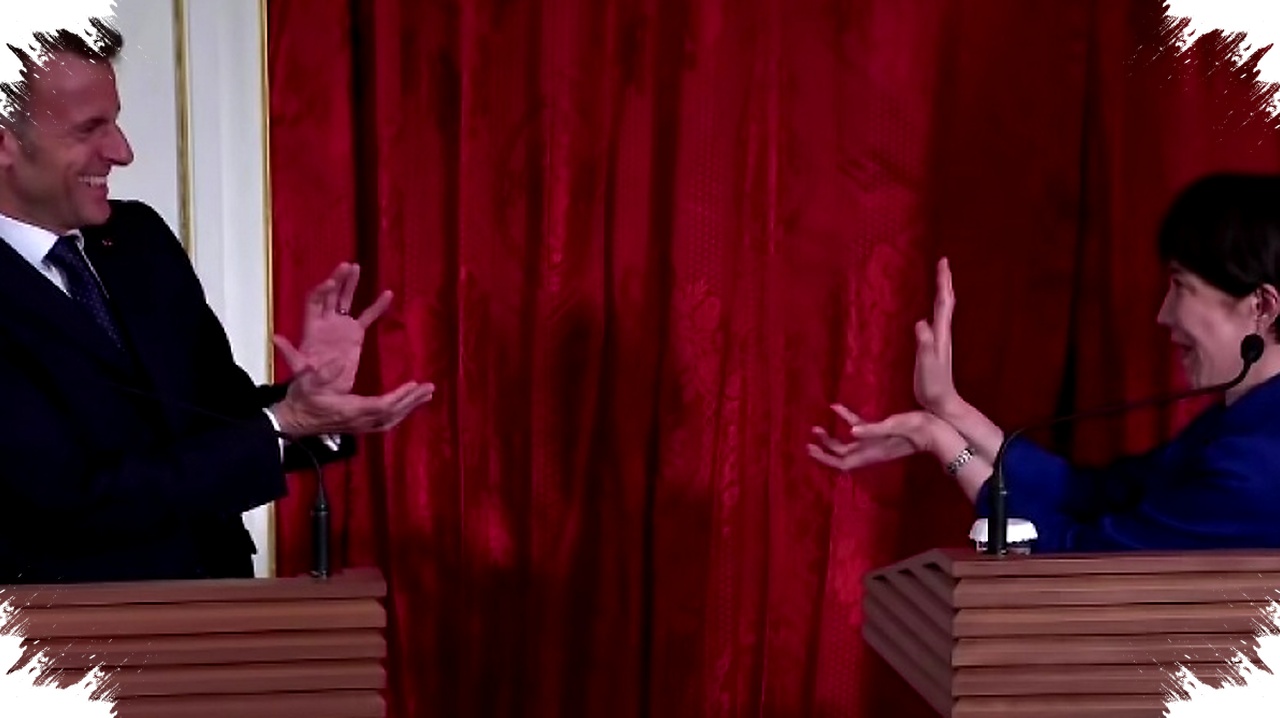 Macron Dan PM Jepang Adu Kamehameha, Diplomasi Budaya Dragon Ball Mencairkan Seremoni