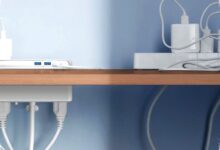 Meja Berantakan Akhirnya Ditantang, Power Strip Jepit Anker Bawa 4 USB dan 70W