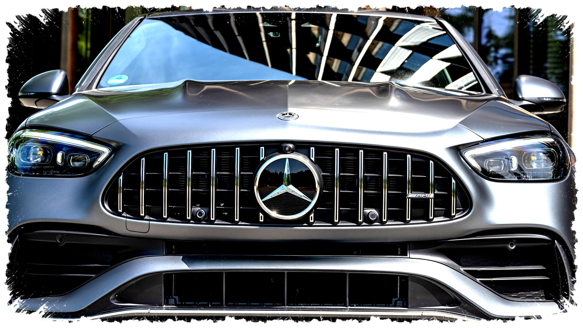 Mercedes-Nya Dilacak Ke Dua Bar, Saat Diduga Diam Di Dealer Mercedes-Nya Dilacak Ke Dua Bar, Saat Diduga Diam Di Dealer