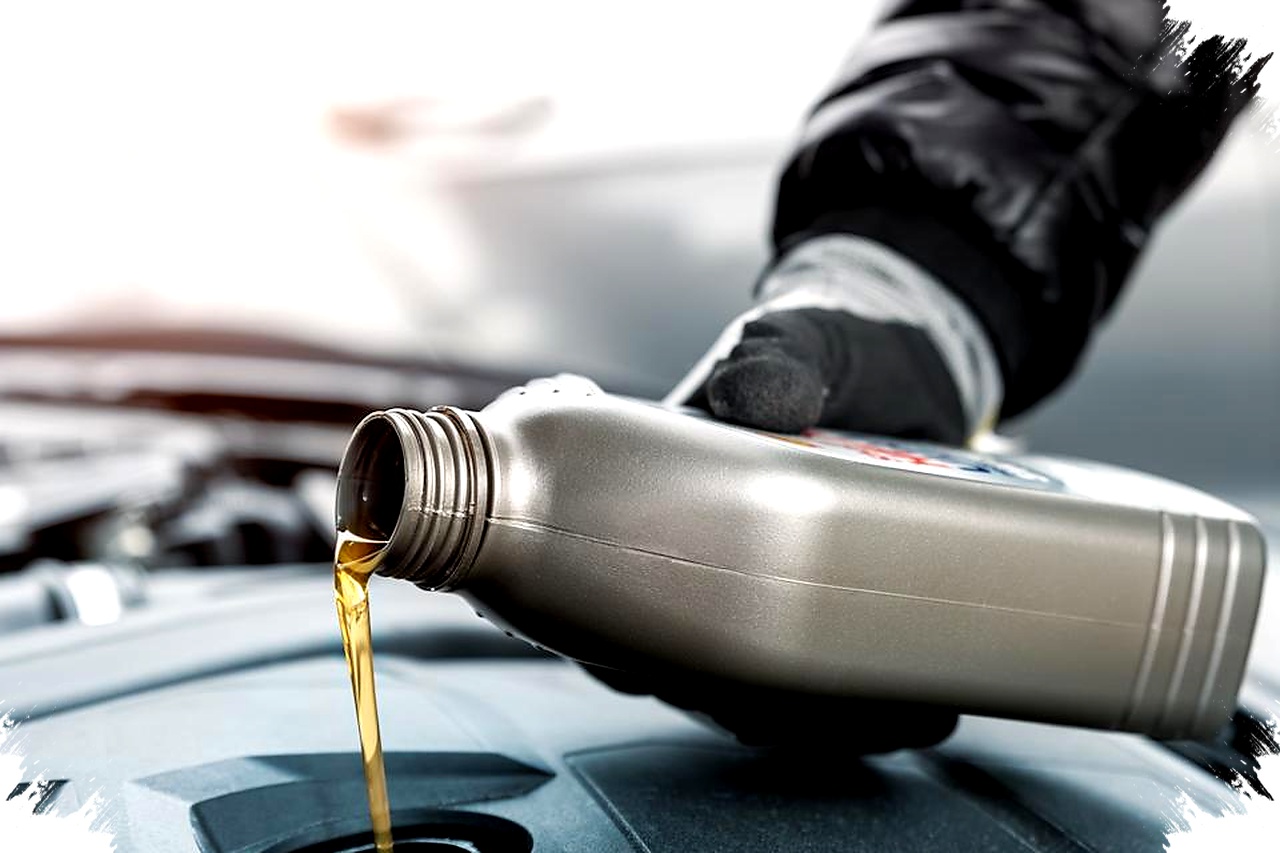 Mitos yang Salah, Oli Sintetis Justru Menjaga Mesin Tua Tetap Awet