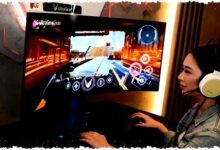 Monitor OLED Makin Diminati Gamer, Harga Turun dan Pengiriman Meledak 92 Persen