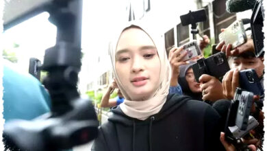 Pernikahan Siri Memukul Karier Inara Rusli, Hampir Tak Mampu Biayai Kebutuhan Anakayaan Pernikahan Siri Memukul Karier Inara Rusli, Hampir Tak Mampu Biayai Kebutuhan Anakayaan