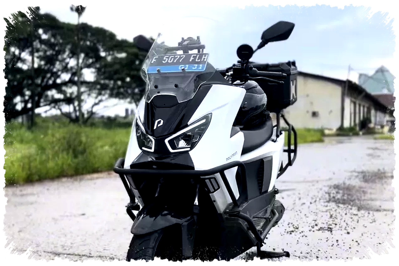 Polytron Fox 350 Ternyata Paling Pas Untuk Touring Santai, Maxi Scooter Listrik Ini Nyaman Dan Fungsional Polytron Fox 350 Ternyata Paling Pas Untuk Touring Santai, Maxi Scooter Listrik Ini Nyaman Dan Fungsional