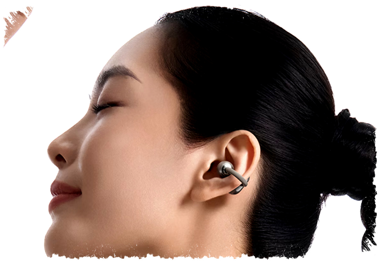 QCY C50S Datang Bukan Cuma untuk Musik, Earbuds Clip-On Ini Bisa Terjemahkan Obrolan Langsung