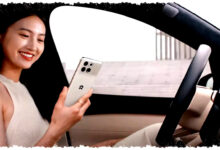 Remaja Kini Bukan Cuma Chatting, Mereka Rekam TikTok Saat Mengemudi Remaja Kini Bukan Cuma Chatting, Mereka Rekam TikTok Saat Mengemudi