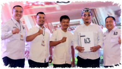 Resmi Terima SK, DPW Laskar Gibran Jabar Siap Konsolidasi hingga Akar Rumput Resmi Terima SK, DPW Laskar Gibran Jabar Siap Konsolidasi hingga Akar Rumput