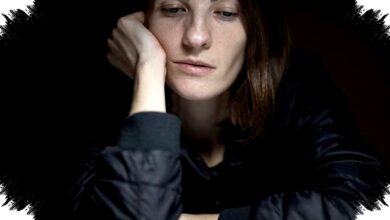 Saat Galau Kita Merasa Aman Saat Menjauh, Padahal 7 Kebiasaan Ini Bikin Emosi Makin Berat