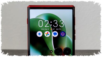 Setahun dengan Motorola Razr Ultra 2026, Layar Depannya Sulit Ditinggalkan Meski Cacatnya Nyata