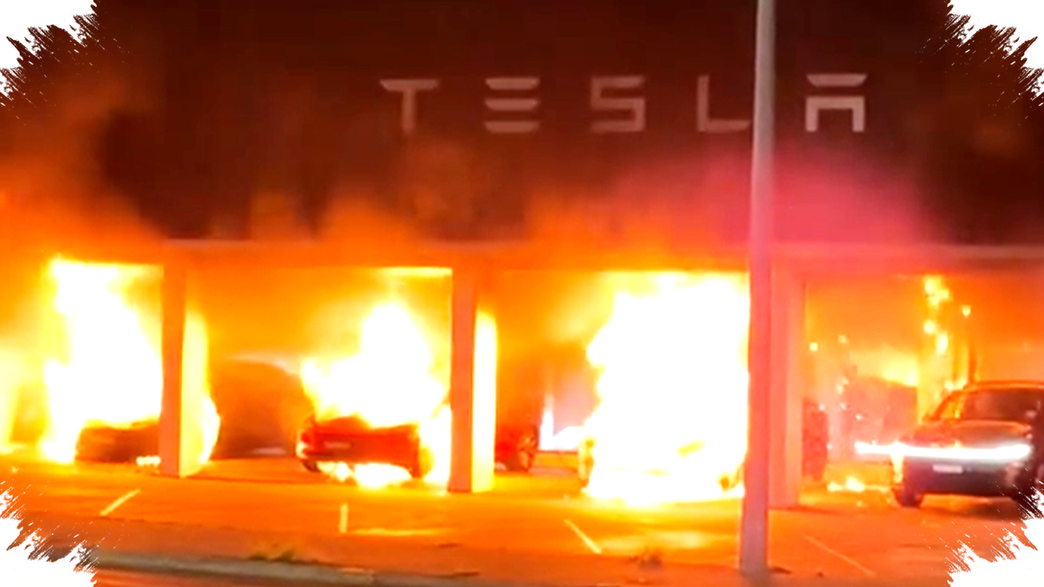 Showroom Tesla Sydney Dibakar, Jerigen Ditemukan di Antara Mobil Hangus
