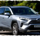 Toyota RAV4 2026 Pindah Total Ke Hybrid, SUV Irit Ini Bikin Rival Waspada!