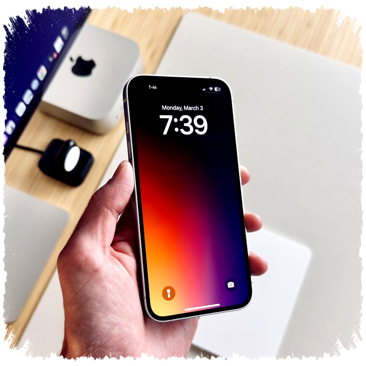 iPhone 13 Masih Laku Keras, Harga dan Chip A15 Jadi Senjata Lawan iPhone 15 iPhone 13 Masih Laku Keras, Harga dan Chip A15 Jadi Senjata Lawan iPhone 15