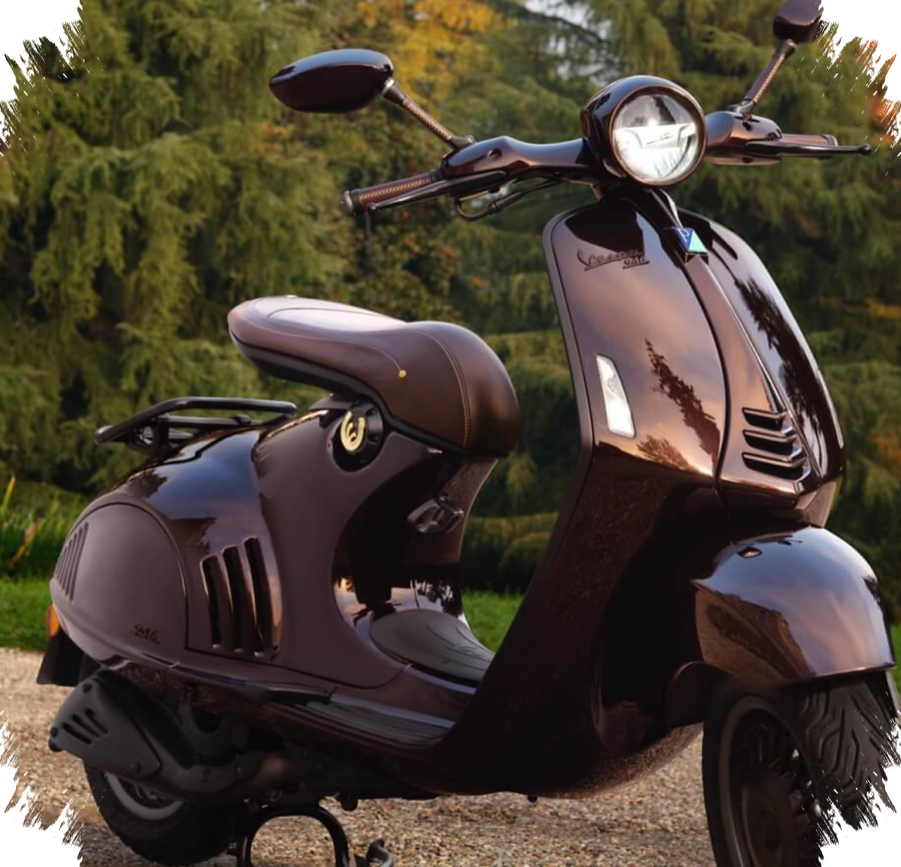 Vespa 946 Horse 2026 Tembus Rp 288 Juta, Skuter Kolektor Ini Dijual Tak Main-Main
